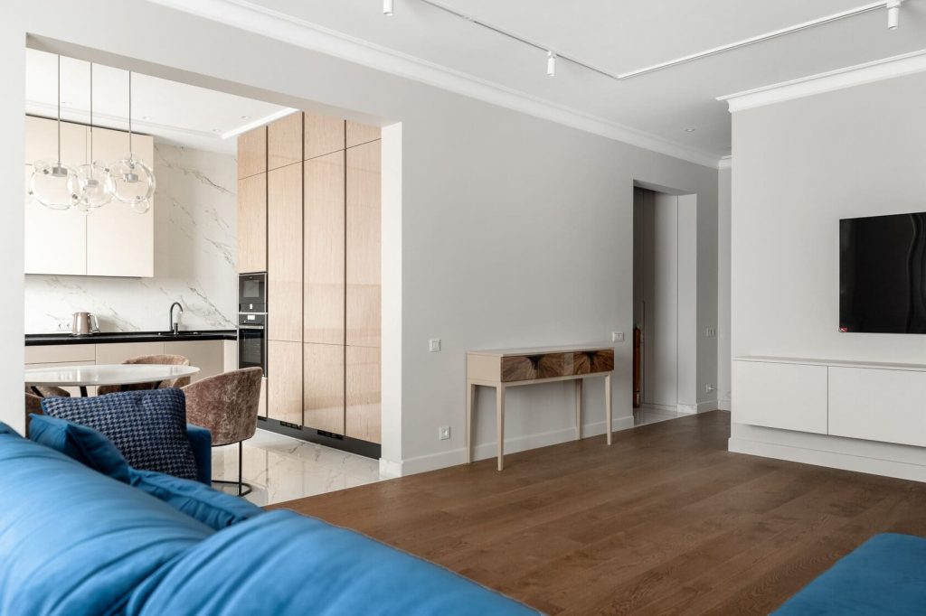 ремонт зала трехкомнатной квартиры