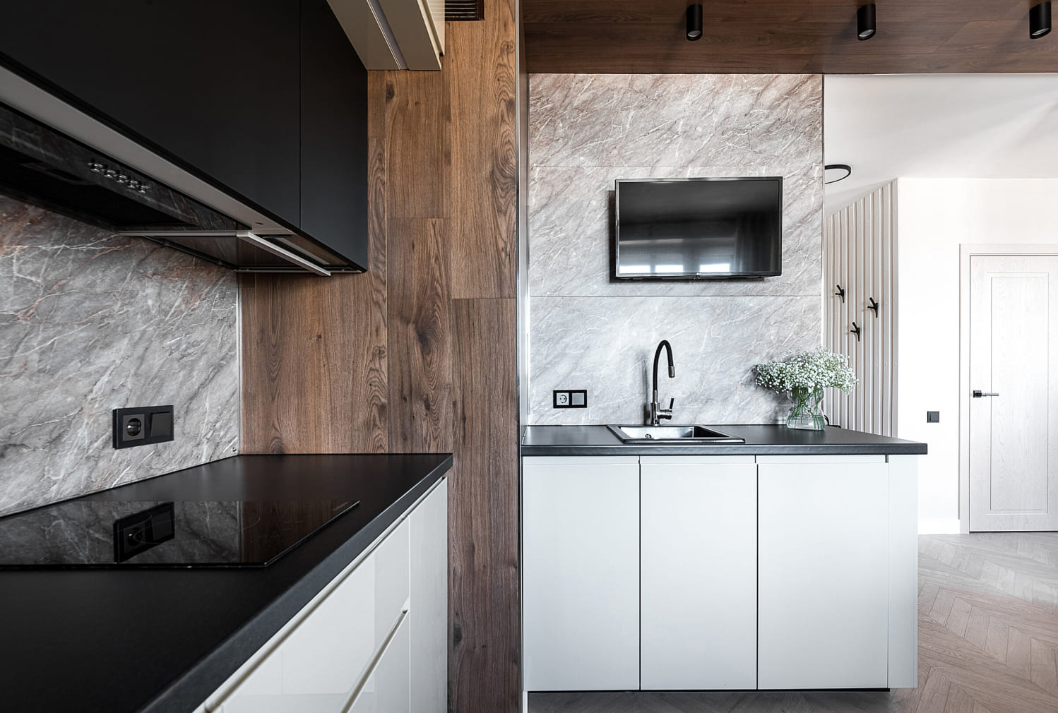 Ремонт кухнив кирпичном доме