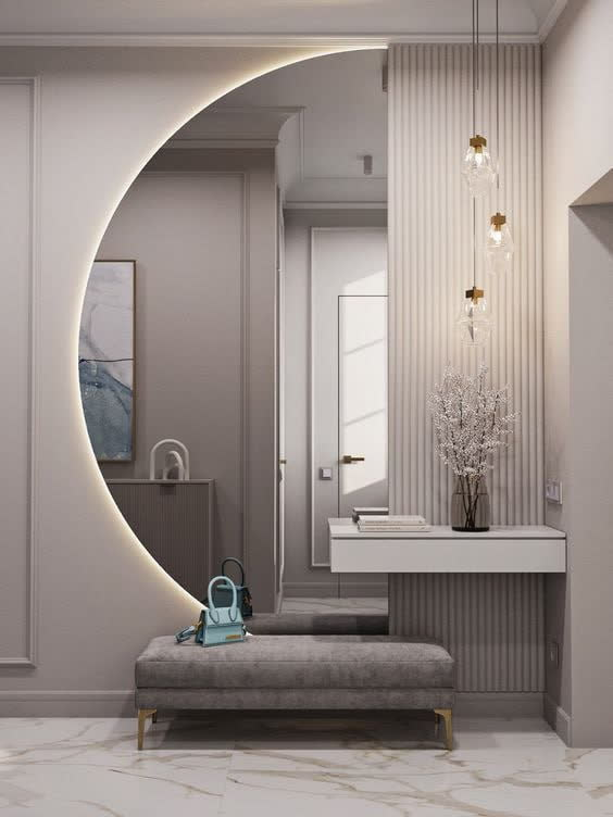 Хитрости в ремонте маленькой прихожей