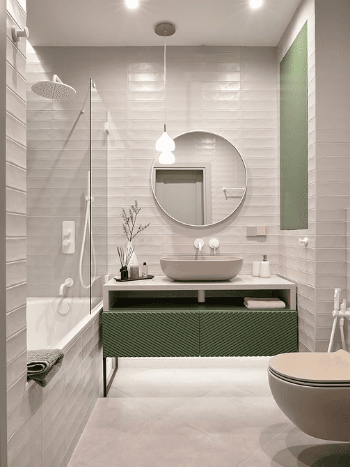 До и после ремонта ванной комнаты в сталинке